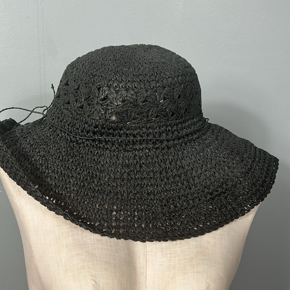 4.5 Inch Flat Brim Fancy Straw Hat - Black - Picture 4 of 9
